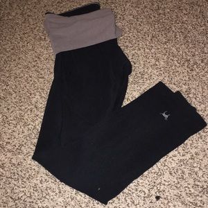 Vs pink yoga pants